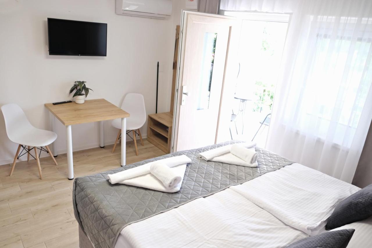 Apartmanovy Dum Na Kolonade Lednice Dış mekan fotoğraf
